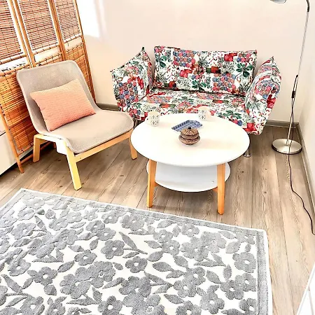 Hipster Old Town Studio Apartment Bucharest