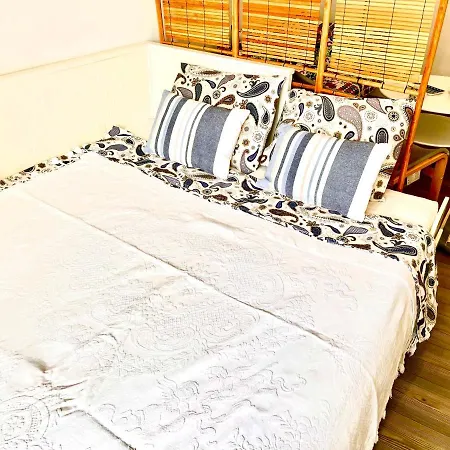 Hipster Old Town Studio Apartment *